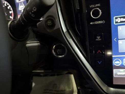 Used 2024 Subaru Crosstrek 2.5i Limited w/ Crosstrek Mirror Package image 20