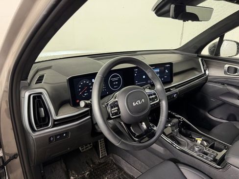 Used 2025 Kia Sorento SX Prestige image 18