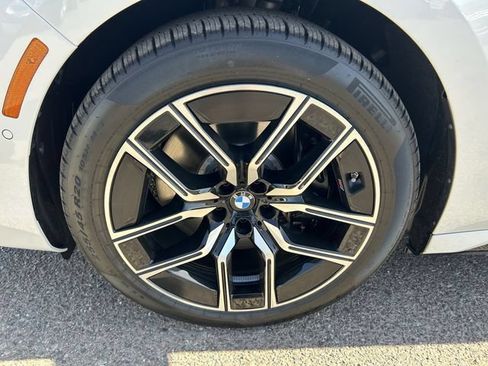New 2026 BMW i7 eDrive50 w/ M Sport Package RWD image 9