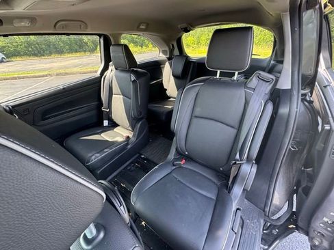 Used 2024 Honda Odyssey Elite image 15