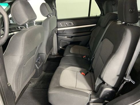 Used 2017 Ford Explorer XLT w/ Equipment Group 201A image 17