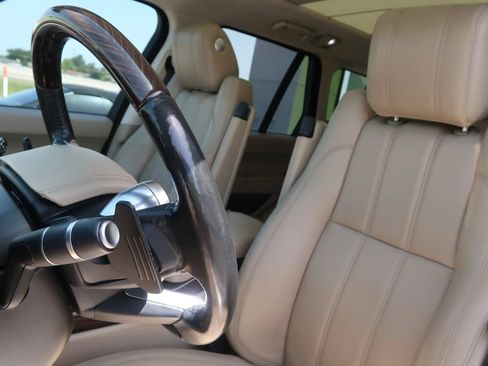 Used 2015 Land Rover Range Rover Supercharged AWD/4WD image 18
