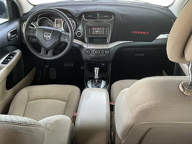 Used 2014 Dodge Journey SXT w/ Flexible Seating Group FWD image 15