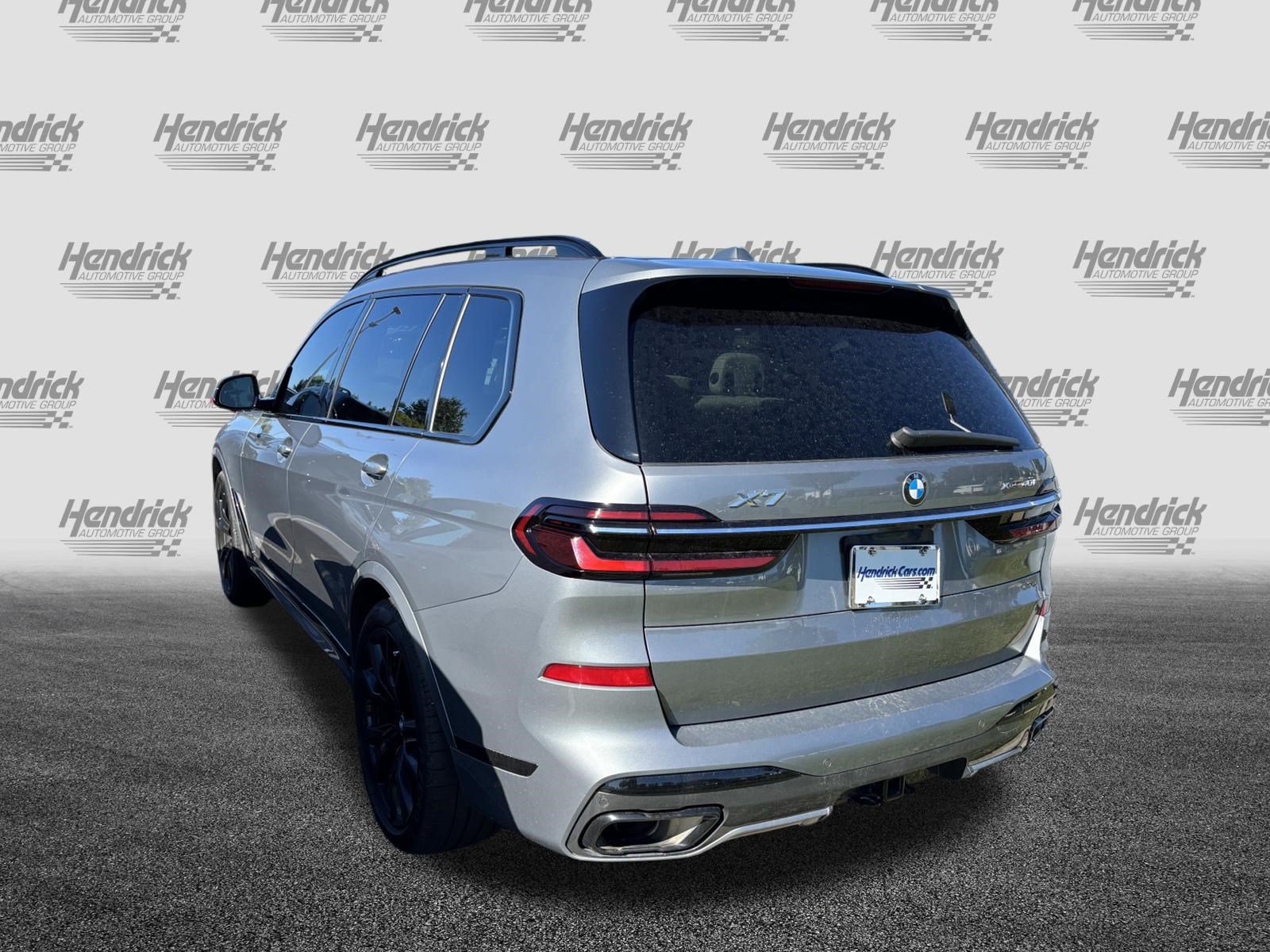 Certified 2023 BMW X7 xDrive40i w/ M Sport Package AWD/4WD image 7