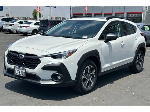 Used 2026 Subaru Crosstrek 2.5i Premium AWD/4WD image 1