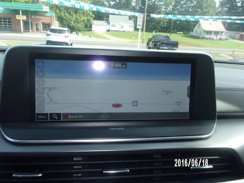 Used 2022 Kia Telluride LX AWD/4WD image 20