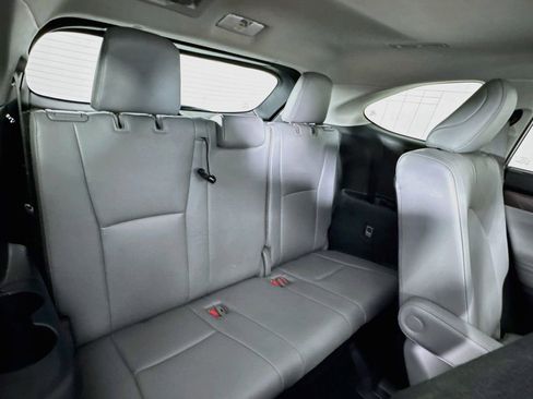 Used 2020 Toyota Highlander Platinum AWD/4WD image 26