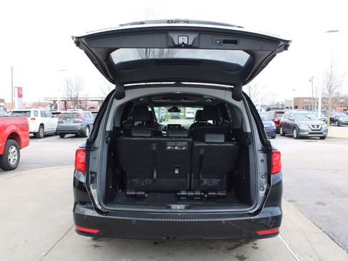 Used 2022 Honda Odyssey Touring image 9