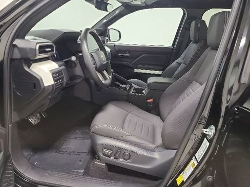 Used 2024 Toyota Tacoma TRD Sport w/ TRD Sport Upgrade Package AWD/4WD image 19