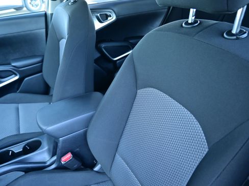 Used 2024 Kia Soul LX w/ Option Group 015 image 21