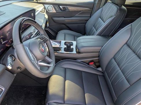 New 2026 Buick Enclave Avenir w/ Super Cruise Package FWD image 3