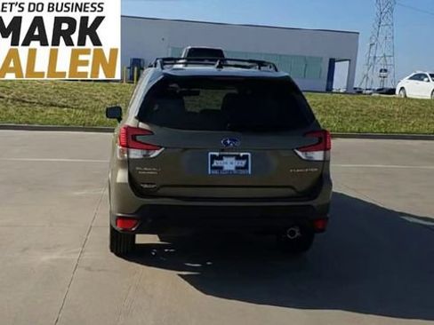Used 2024 Subaru Forester Limited image 7