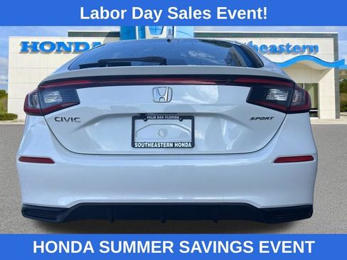 Used 2024 Honda Civic Sport image 8
