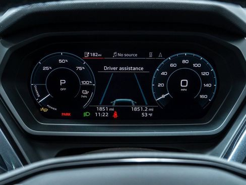 Used 2025 Audi Q4 e-tron Prestige w/ Sport Package image 15