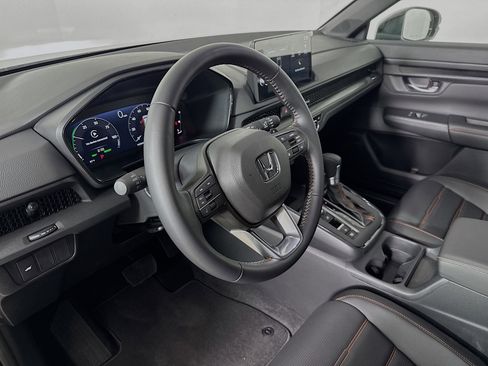 Used 2026 Honda CR-V Sport-L image 8