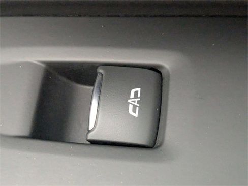 Used 2023 Chevrolet Tahoe Premier image 37