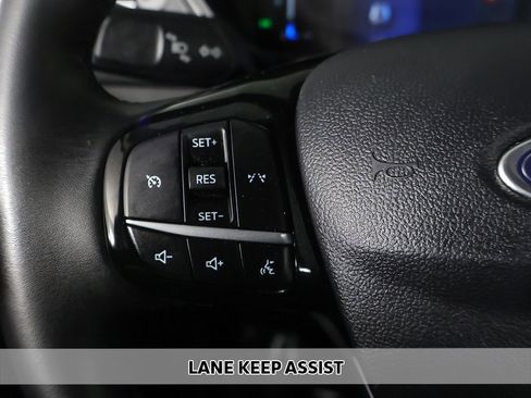 Used 2024 Ford Escape Active AWD/4WD image 3