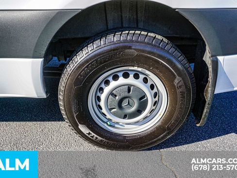 Used 2024 Mercedes-Benz Sprinter 2500 image 17