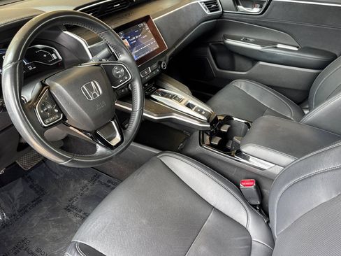 Used 2018 Honda Clarity Touring image 11
