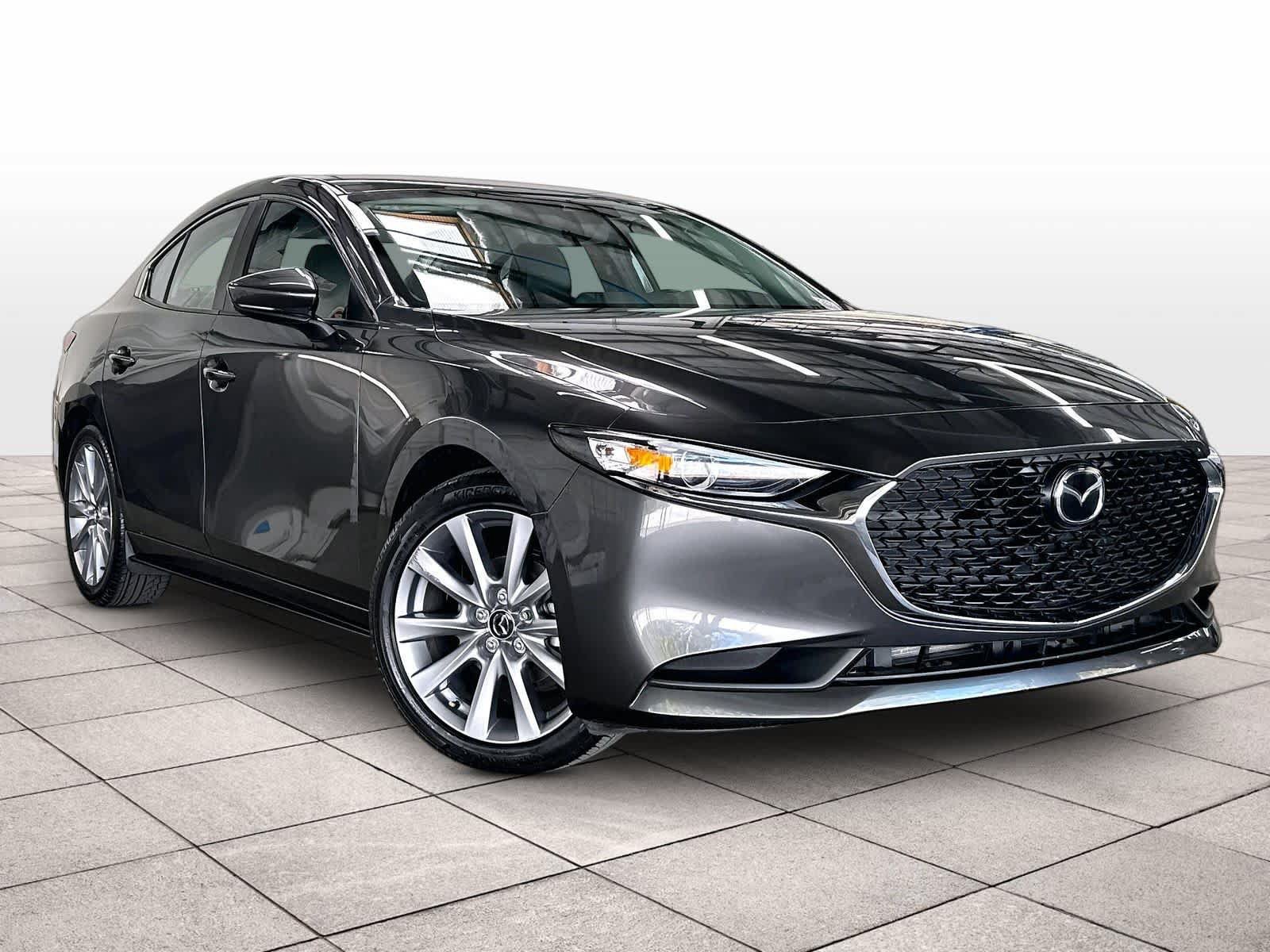 Used 2023 MAZDA MAZDA3 s FWD image 3