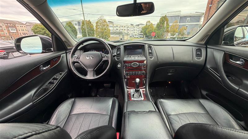 Used 2017 INFINITI QX50 AWD w/ Premium Plus Package image 22
