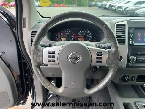 Used 2019 Nissan Frontier SV AWD/4WD image 13