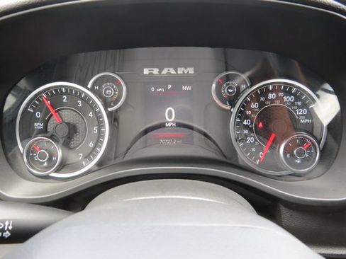 Certified 2025 RAM 1500 Big Horn AWD/4WD image 20
