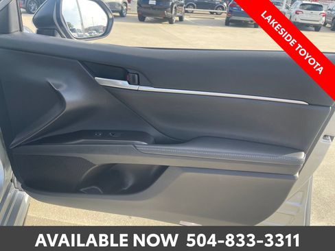 Used 2024 Toyota Camry XSE FWD image 17