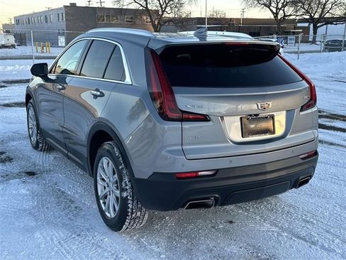 Certified 2023 Cadillac XT4 Luxury w/ Cold Weather Package image 8