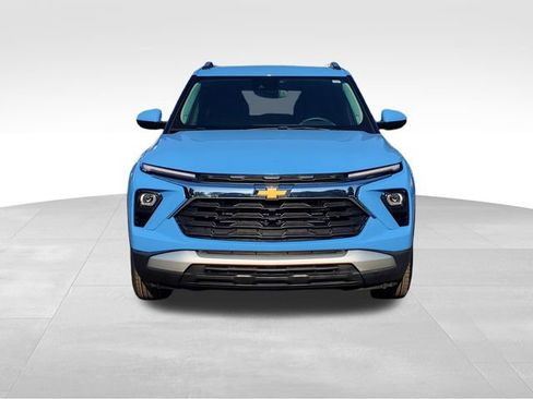 Certified 2024 Chevrolet TrailBlazer LT w/ LT Cold Weather Package FWD image 8