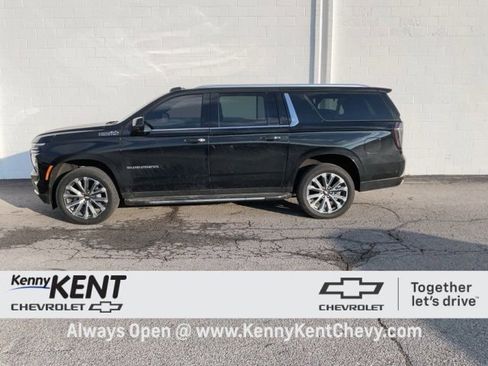 Used 2026 Chevrolet Suburban High Country w/ Sun And Tow Package image 38