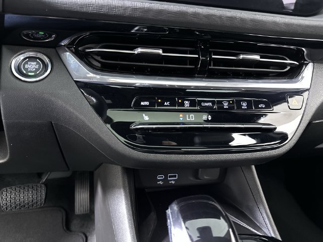 Used 2024 Buick Envista Avenir FWD image 17