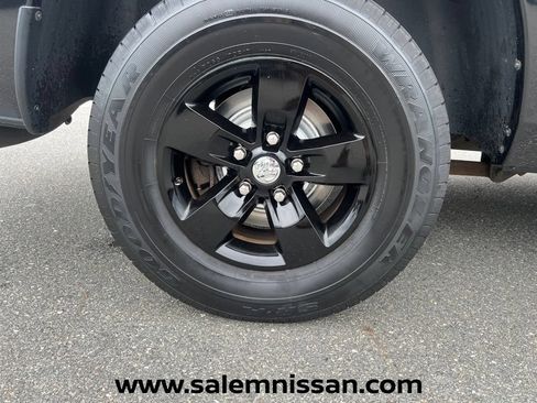 Used 2016 RAM 1500 Classic SLT AWD/4WD image 23