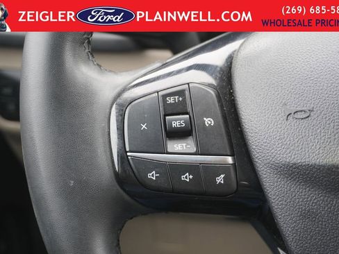 Used 2021 Ford Escape SEL image 21