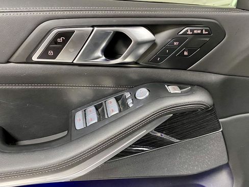 Used 2024 BMW X7 xDrive40i w/ M Sport Package AWD/4WD image 14