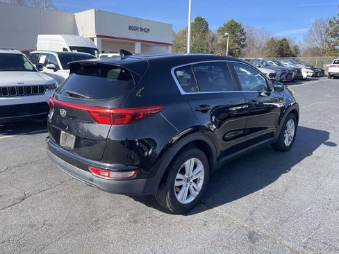 Used 2017 Kia Sportage LX image 10