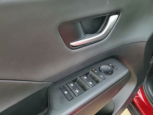 Certified 2025 Hyundai Kona Limited image 12