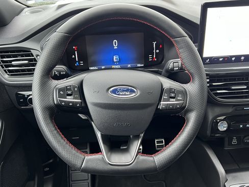 Used 2024 Ford Escape ST-Line w/ Tech Pack #1 image 27