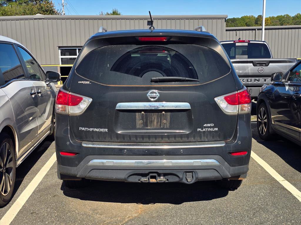 Used 2016 Nissan Pathfinder Platinum AWD/4WD image 12