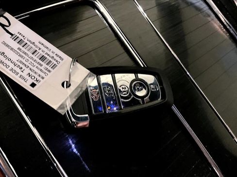 Used 2025 Lincoln Aviator Reserve w/ Jet Appearance Package image 16