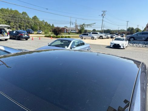 Used 2025 Tesla Model 3 RWD image 10