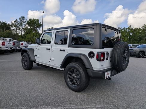 New 2026 Jeep Wrangler Unlimited Sport AWD/4WD image 5