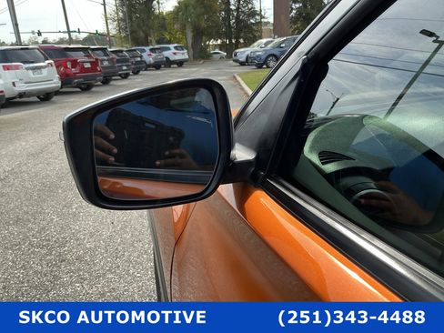 Used 2021 Nissan Kicks SR image 10