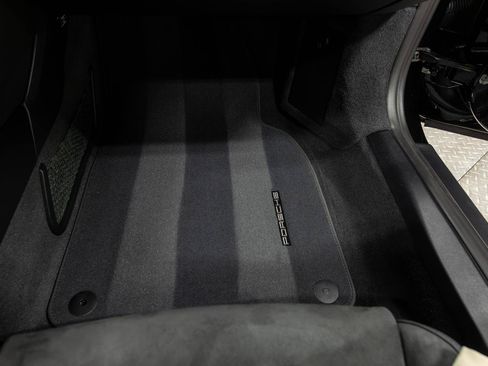 Used 2019 Porsche 911 Carrera GTS RWD image 87