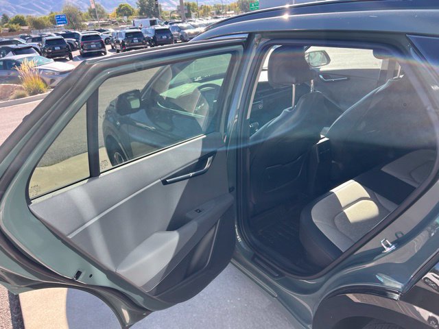 Used 2024 Kia Niro FWD image 20