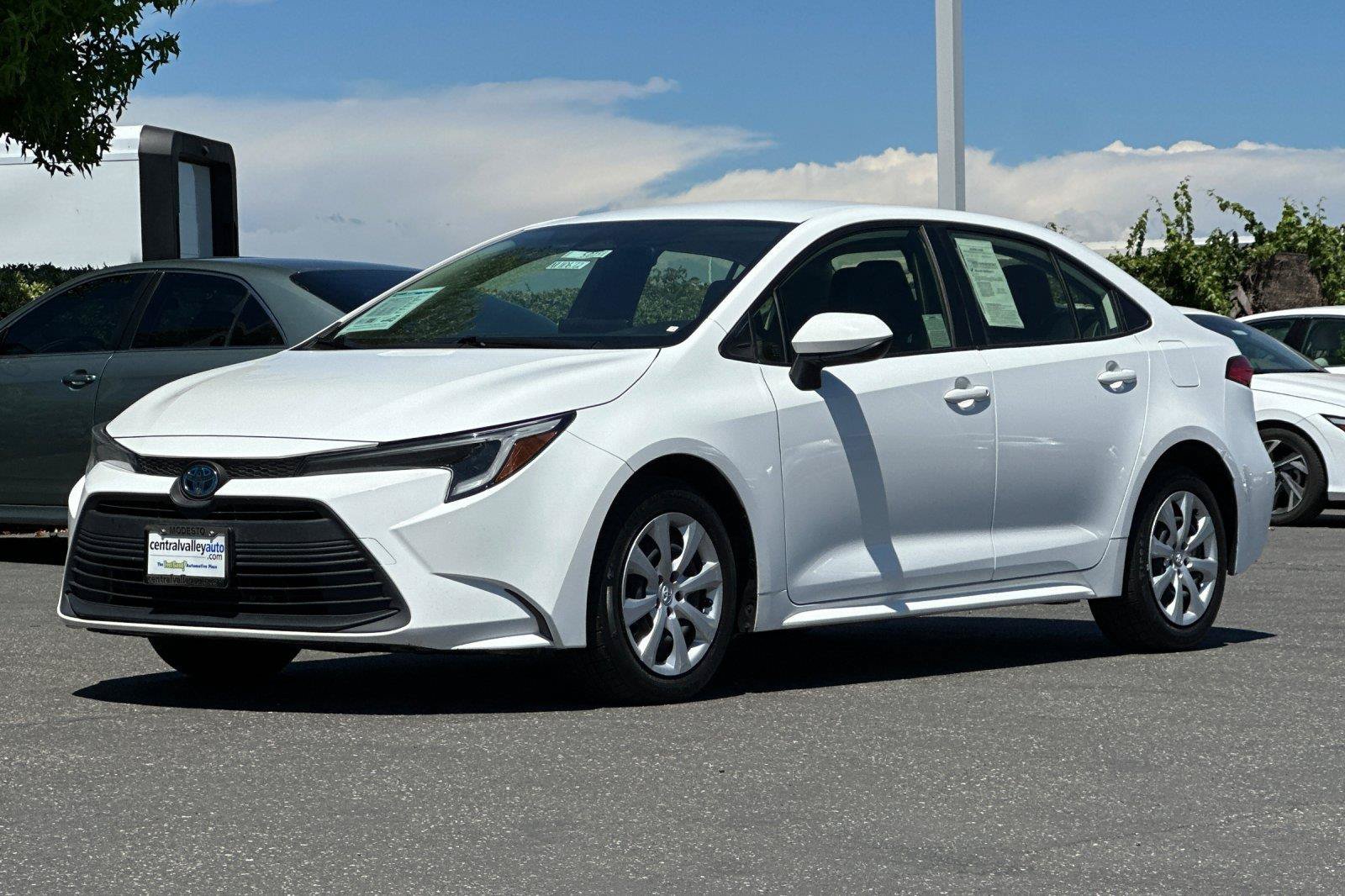 Used 2023 Toyota Corolla Hybrid Sedan FWD image 7