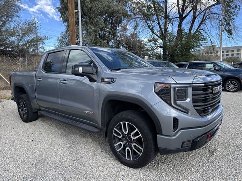 Used 2024 GMC Sierra 1500 AT4 w/ Technology Package AWD/4WD image 2