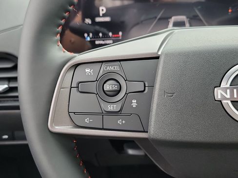 New 2026 Nissan Sentra SR w/ Floor Mat Package image 6