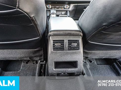 Used 2025 Mitsubishi Outlander SE FWD image 34