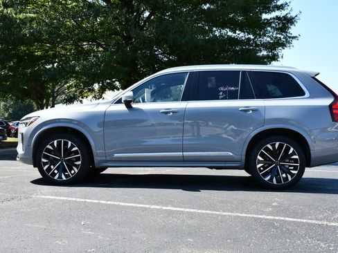 Used 2026 Volvo XC90 B6 Plus AWD/4WD image 4